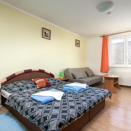 Penzion Zelený Dvor Vel'ka Lomnica Exteriér fotografie