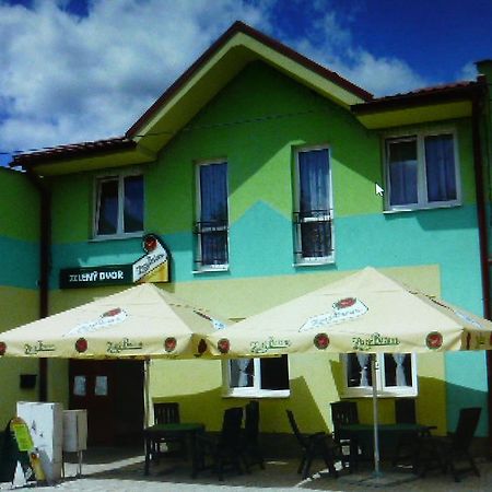 Penzion Zelený Dvor Vel'ka Lomnica Exteriér fotografie